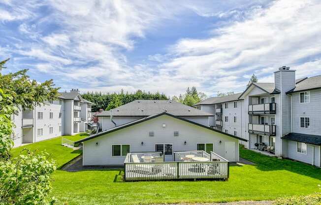 Lush Green Outdoor Spaces at Glen at North Creek, Everett, Washington