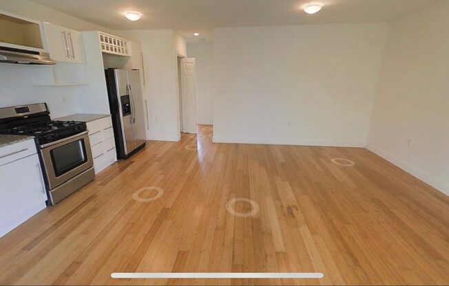 7930-7950 Tatum Waterway Drive