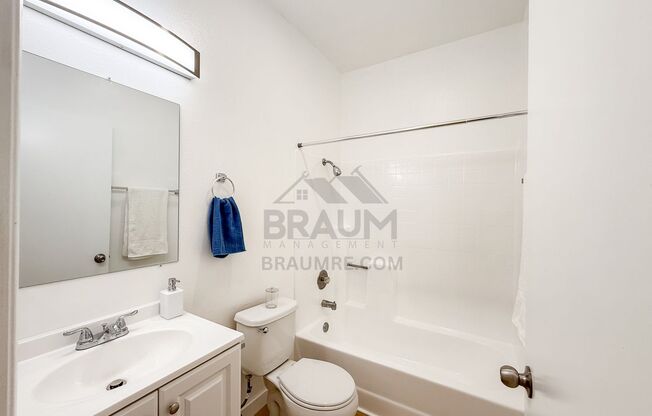 1 bed, 1 bath, 700 sqft, $1,995, Unit 201