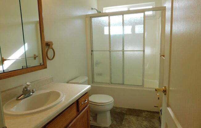 3 beds, 2 baths, $1,900