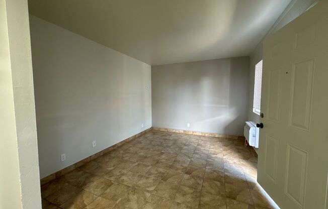 1 bed, 1 bath, 515 sqft, $995, Unit 475-B