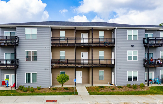 Aspen Grove Apartments