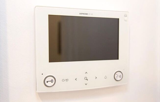 Studio, 1 bath, 9,999 sqft, $1,550, Unit 21-1