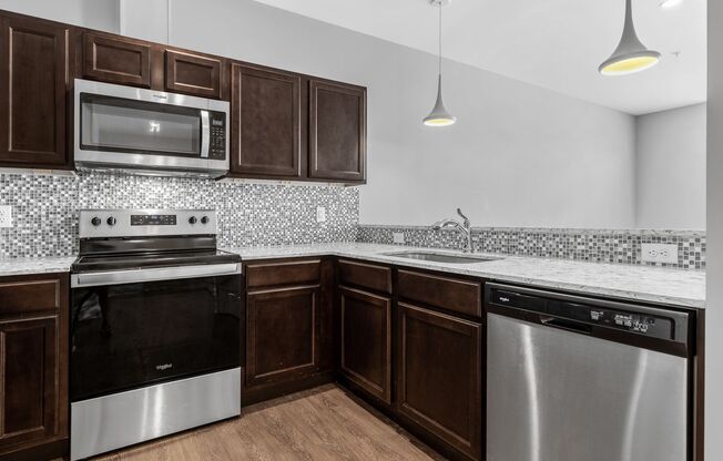 1 bed, 1 bath, 841 sqft, $1,625, Unit 410