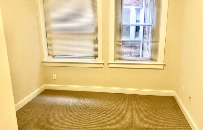 1 bed, 1 bath, $2,600, Unit 103