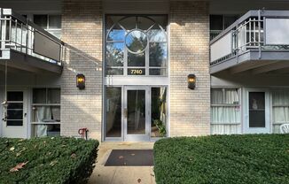 Relaxing Fully-Furnished 2 Bed 1 Bath Condo With Balcony In Beautiful Heritage Woods