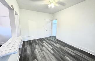 Studio, 1 bath, 600 sqft, $1,795, Unit 4