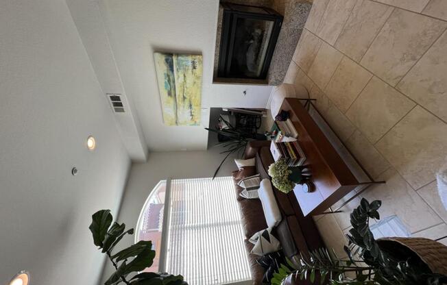 2780 VILLA WAY