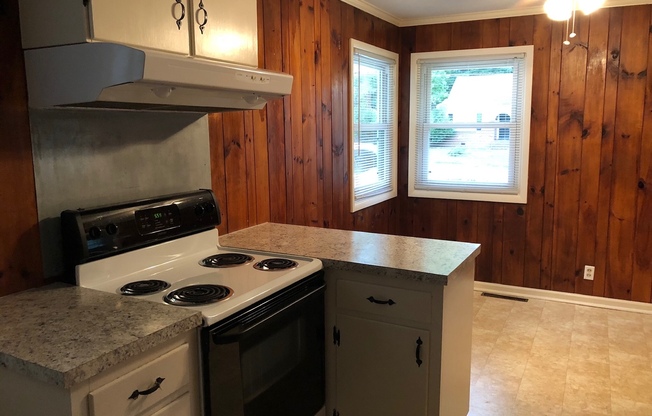 3 beds, 2 baths, $1,695