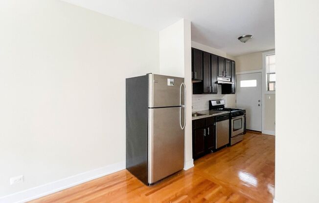 1 bed, 1 bath, 670 sqft, $1,775, Unit 1930-3