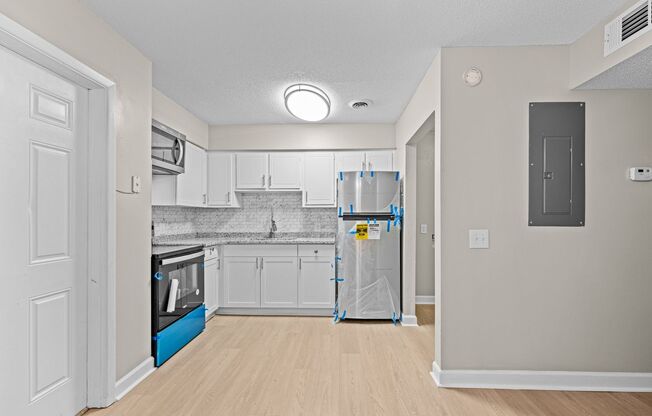 1 bed, 1 bath, 576 sqft, $799