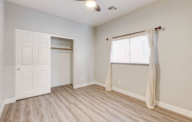 Beautiful 4 bedroom 3 bath home in Mountains Edge