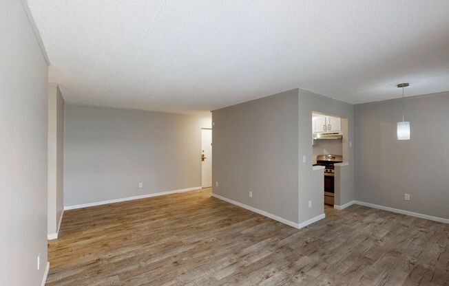 2 beds, 1.5 baths, 1,035 sqft, $1,605, Unit 1-505