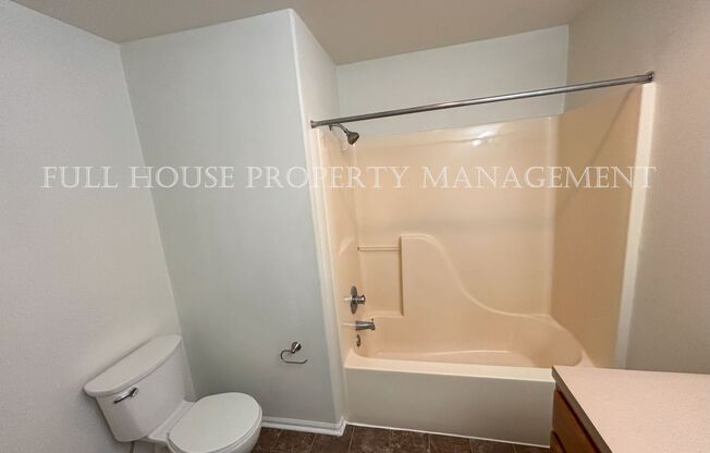 3 beds, 2.5 baths, $1,795