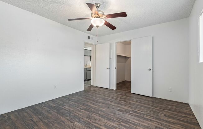 1 bed, 1 bath, 680 sqft, $1,095, Unit 220
