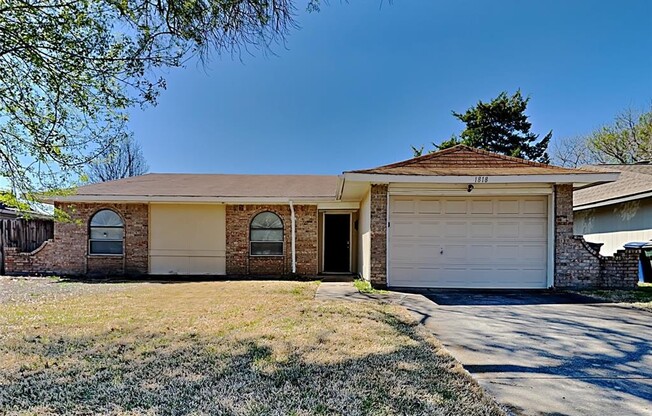 1818 Coleta Place