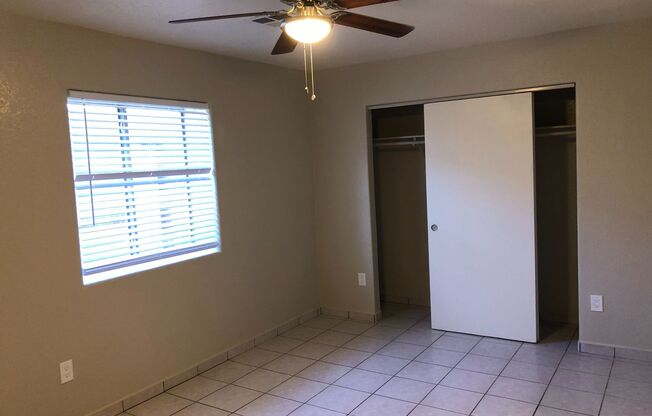 2 beds, 1 bath, 851 sqft, $1,450, Unit 01