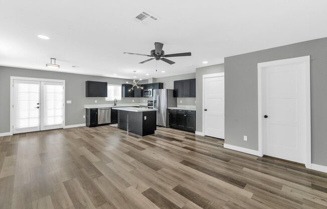 2509 E. Broadway Rd #4 Phoenix, AZ 85040