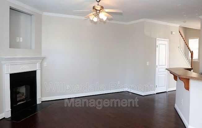 308 HAMLET PARK DR