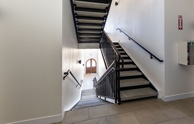 2 beds, 2 baths, 855 sqft, $1,795, Unit 5661 #203 Silverstone