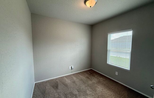 1-Story 3 Bedroom 2 Bathrooms Home in Horizon Point in Converse, TX
