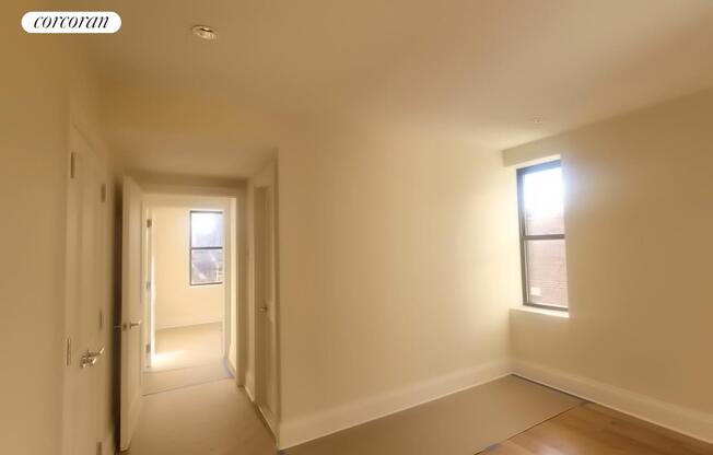 3 beds, 3 baths, $14,000, Unit PHD