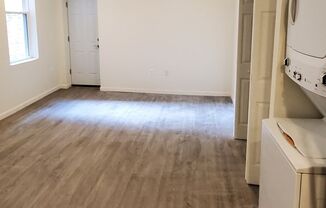 Studio, 1 bath, 420 sqft, $1,050, Unit 2202 Maryland Ave Unit #2