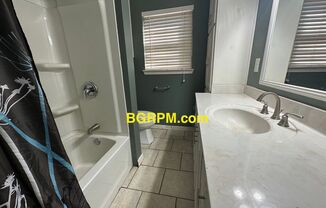 3 beds, 1 bath, $1,050