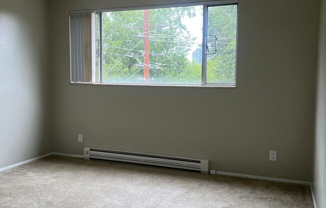 2 beds, 1 bath, 856 sqft, $1,850, Unit 405