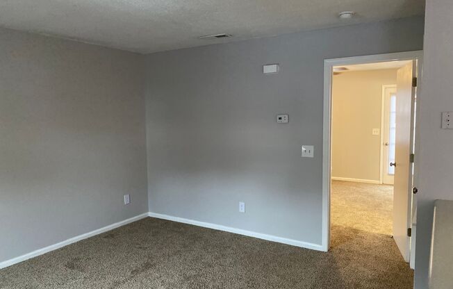 1 bed, 1 bath, 635 sqft, $1,100, Unit 1372-B