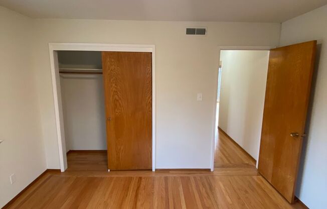 2 beds, 2 baths, 1,100 sqft, $3,500