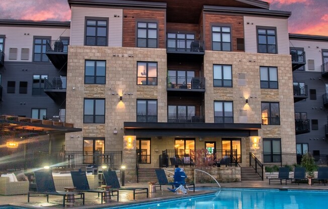 1 bed, 1 bath, 730 sqft, $1,895, Unit The Reserve #311