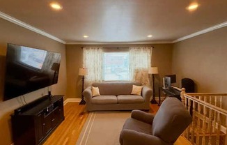 198 POMPEII AVE
