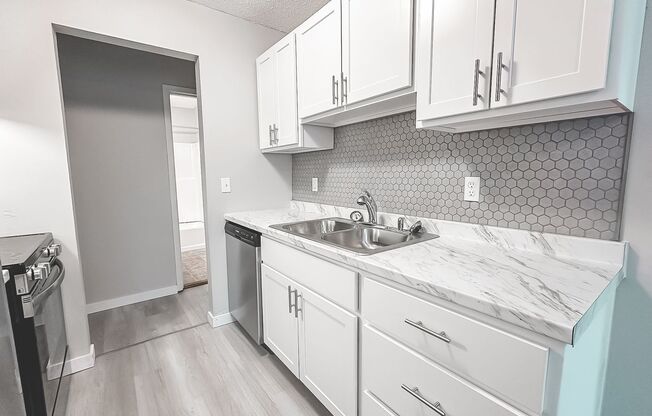 The Groves Apartments