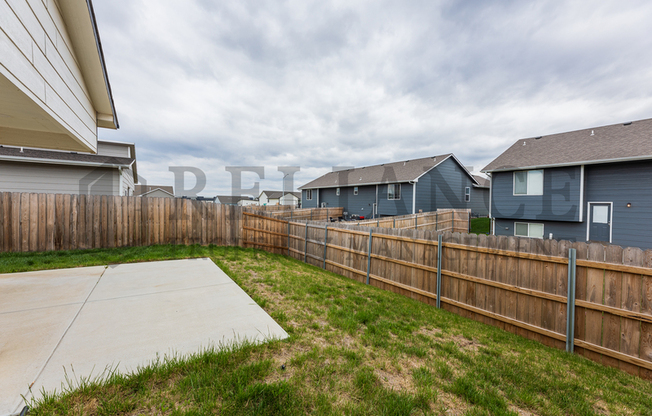 5287 N TOBEN CT