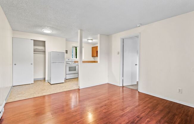 1 bed, 1 bath, 500 sqft, $1,095, Unit 20