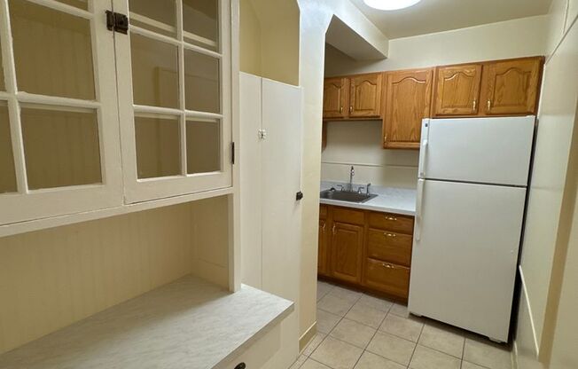 1 bed, 1 bath, 600 sqft, $1,195, Unit C-24