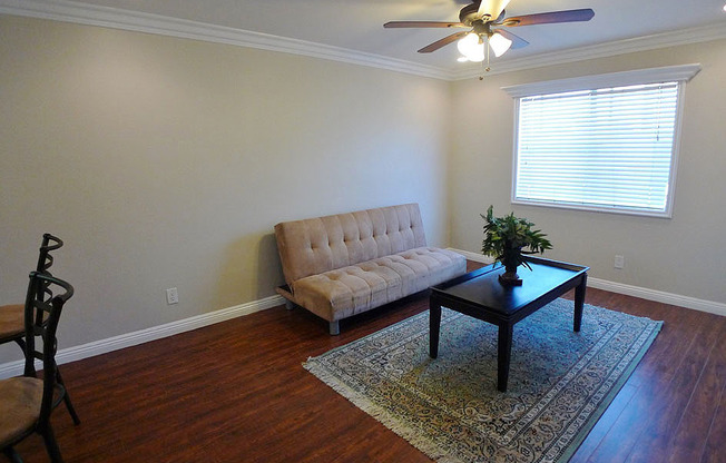 1 bed, 1 bath, 650 sqft, $2,095, Unit 216