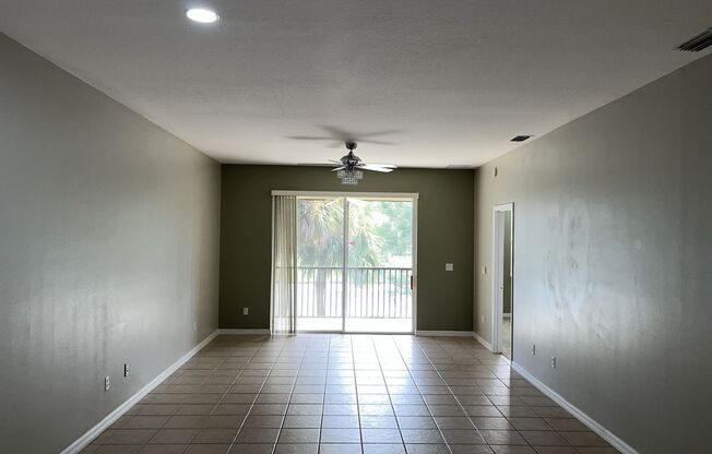 2 bedroom 2 bath Condo in Lake Hart