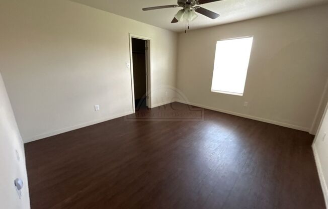 3 beds, 2 baths, $1,250, Unit 5705 Rustler Unit A