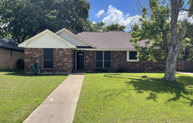 5219 Stage Trail Dr, Arlington, TX 76017