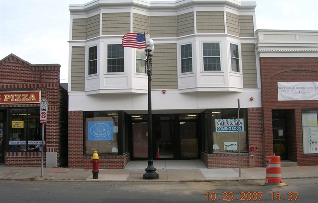473 MAIN ST
