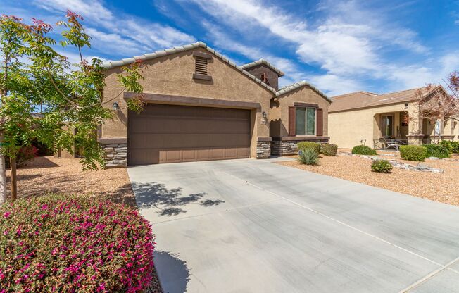 New Listing in Buckeye