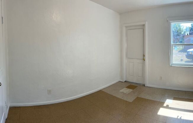 2 beds, 1 bath, $1,550, Unit 2124