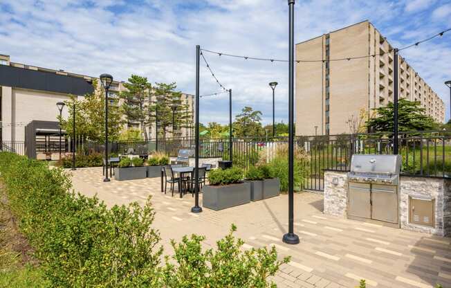 outdoor community space at Seven Springs Apartments, Maryland, 20740