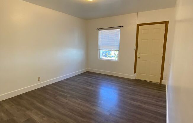 ALL UTILITIES INCLUDED!!! 3bdrm 2 bath Apt w/ possible 4th bedroom or den!