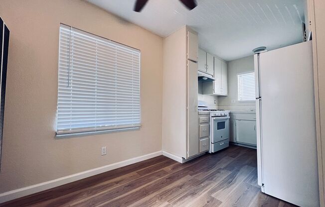 1 bed, 1 bath, $1,795, Unit 4665-10