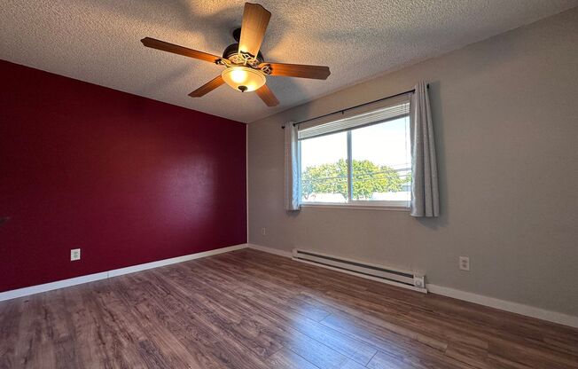 2 beds, 1 bath, $1,495