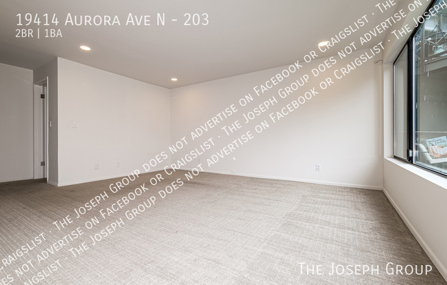 19414 AURORA AVE N