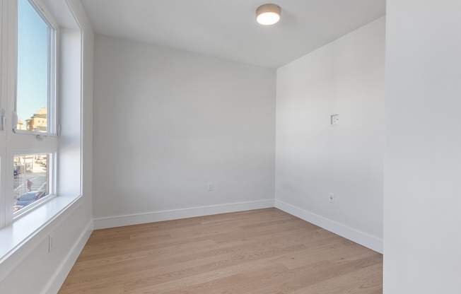 1 bed, 1 bath, 663 sqft, $2,650, Unit 301